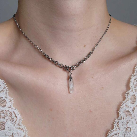 Vintage natural clear quartz silver chainmail necklace with a small silver chain - Picture 2 of 10